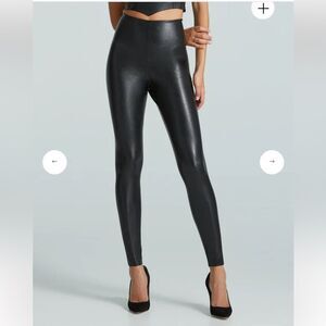 Commando Black Faux Leather Leggings Size Large
